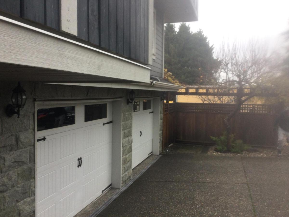 Lisa'S Home Burnaby Exterior photo
